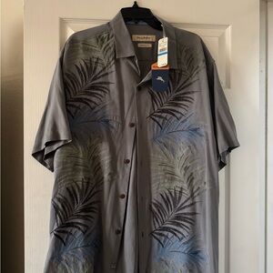 Tommy Bahama Gray and Green Leaf Shirt X-Large new with tags